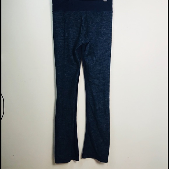 Lululemon Barre Pulse Pant Flare Two Fabrics Block Denim Plum Stretch High Waist - Picture 6 of 16